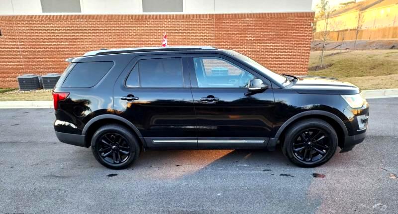 Ford Explorer XLT FWD 2016