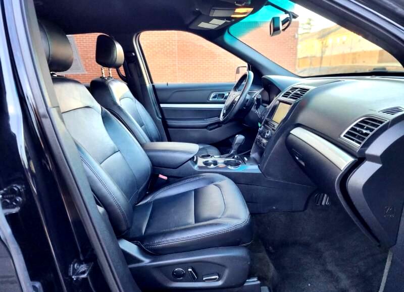 Ford Explorer XLT FWD 2016