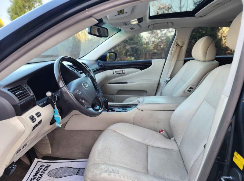 Lexus LS 460 Luxury Sedan 2008