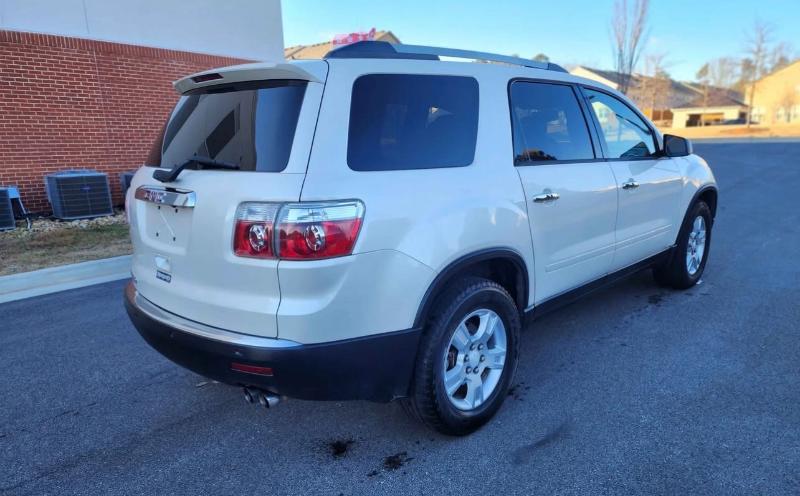 GMC Acadia SLE-2 FWD 2011