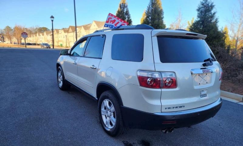 GMC Acadia SLE-2 FWD 2011