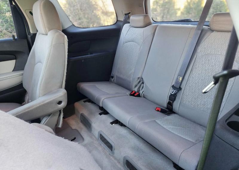 GMC Acadia SLE-2 FWD 2011