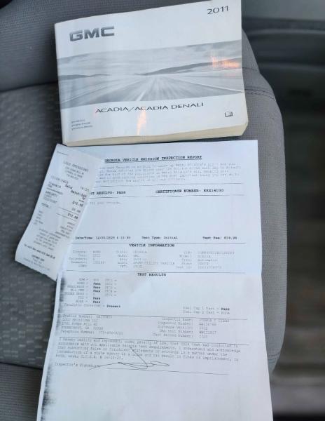 GMC Acadia SLE-2 FWD 2011