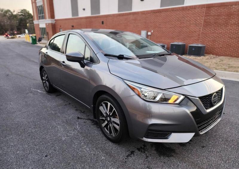 Nissan Versa SV 2022