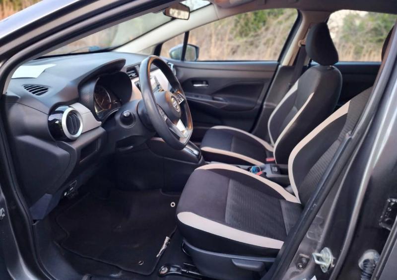 Nissan Versa SV 2022