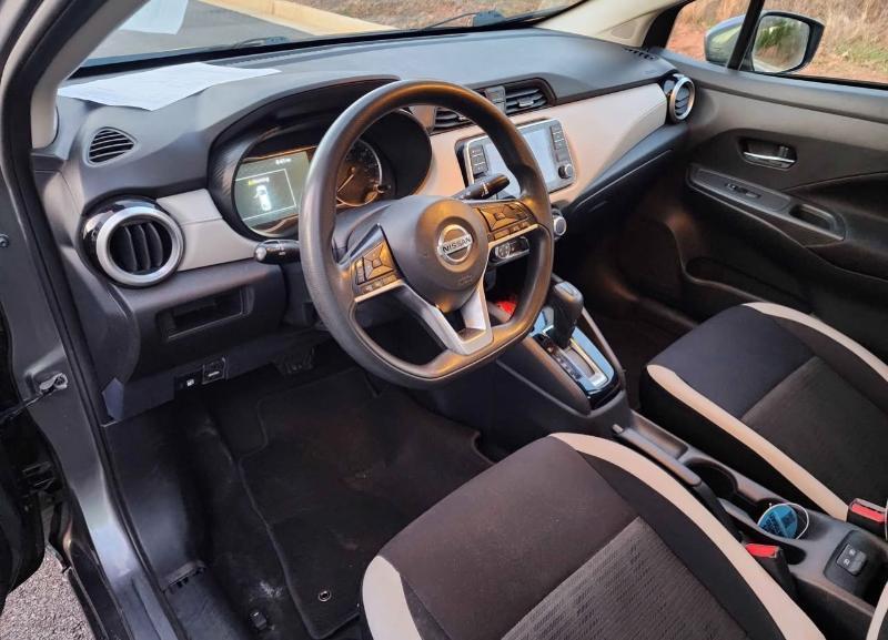 Nissan Versa SV 2022