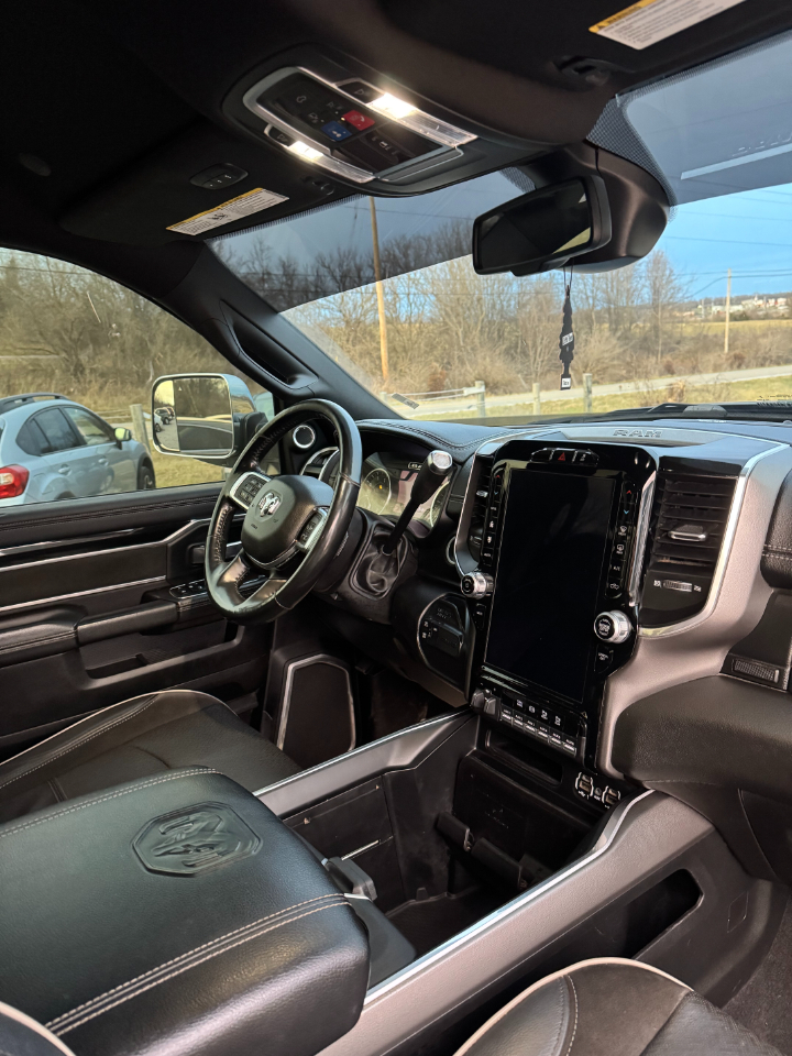 RAM 2500 Laramie Crew Cab SWB 4WD 2020