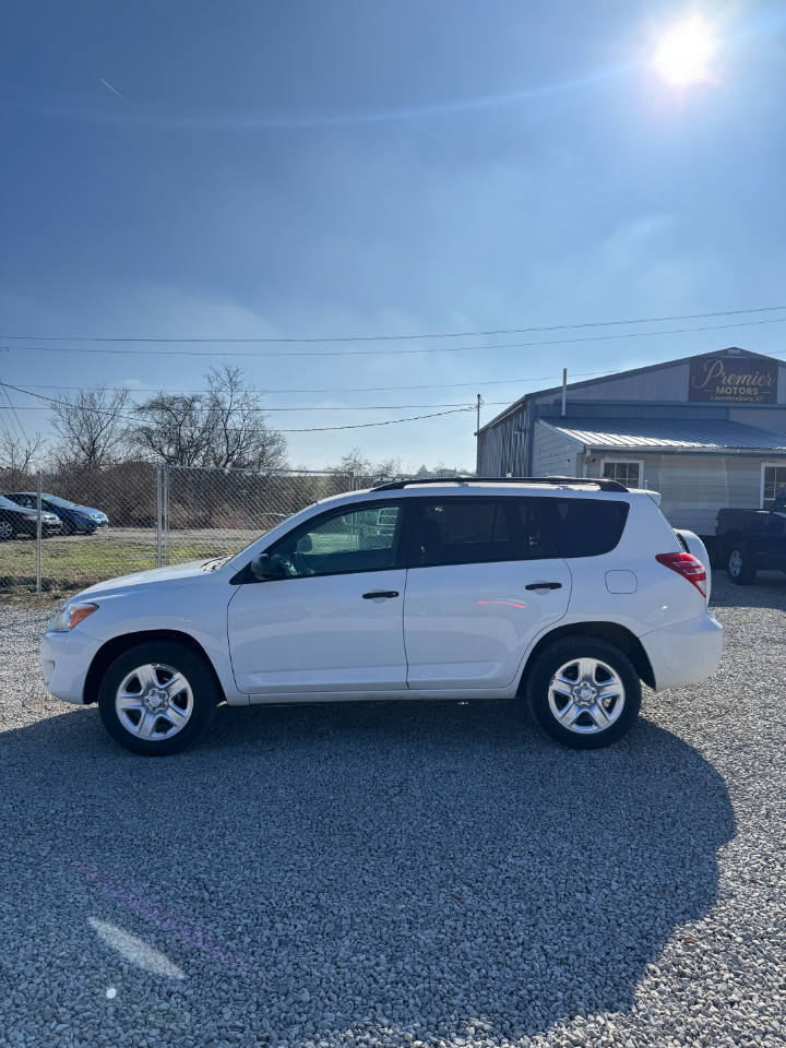 Toyota RAV4 Base I4 4WD 2011