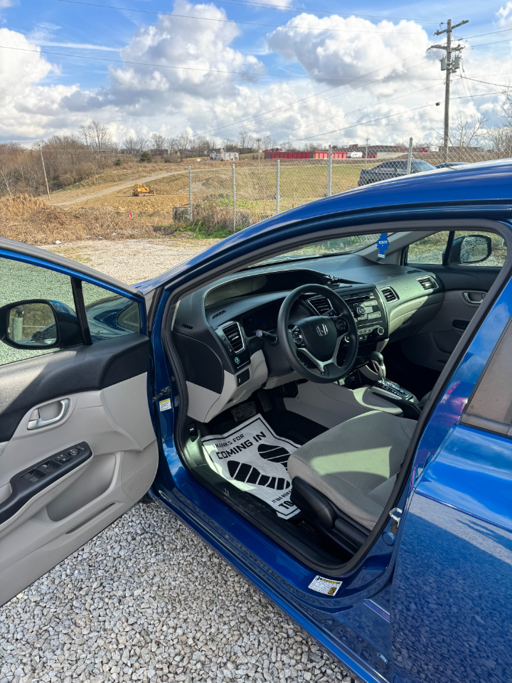 Honda Civic LX Sedan 5-Speed AT 2013