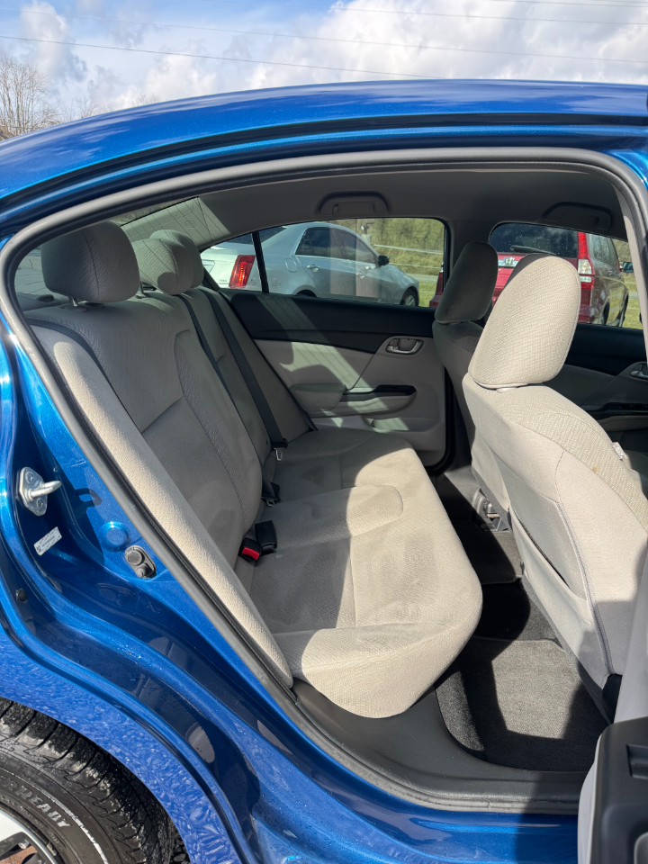 Honda Civic LX Sedan 5-Speed AT 2013