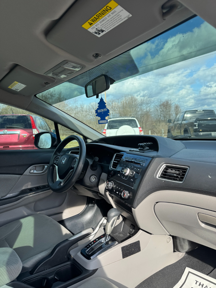 Honda Civic LX Sedan 5-Speed AT 2013