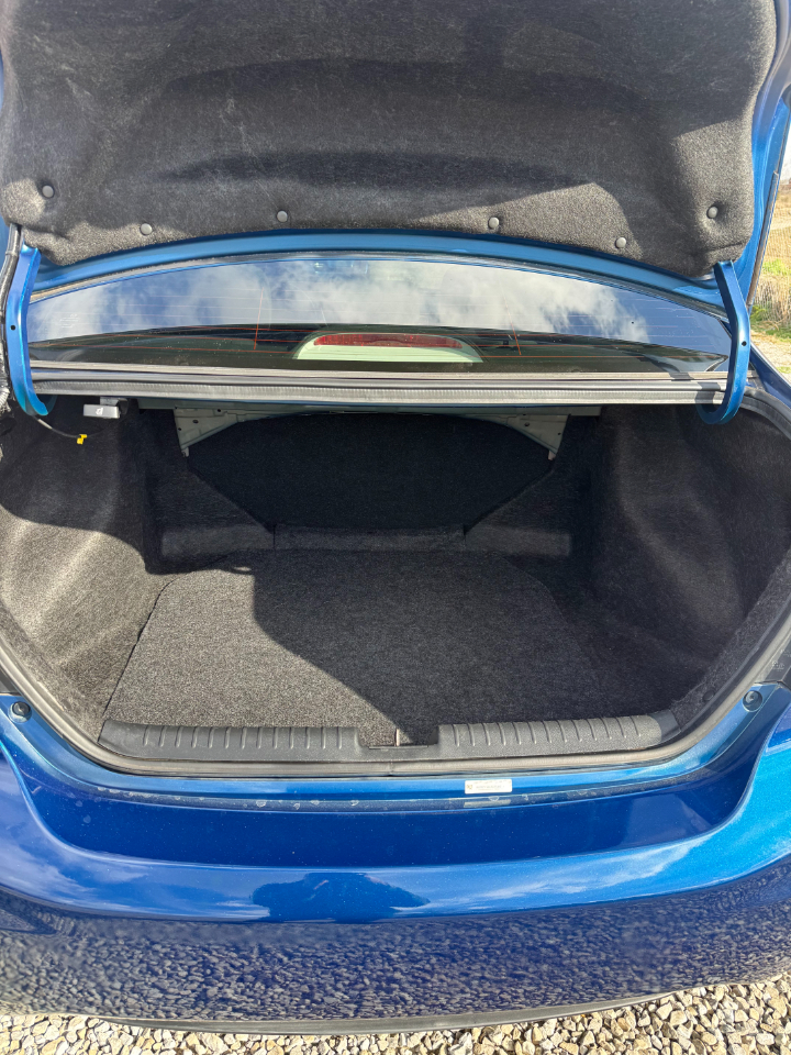 Honda Civic LX Sedan 5-Speed AT 2013