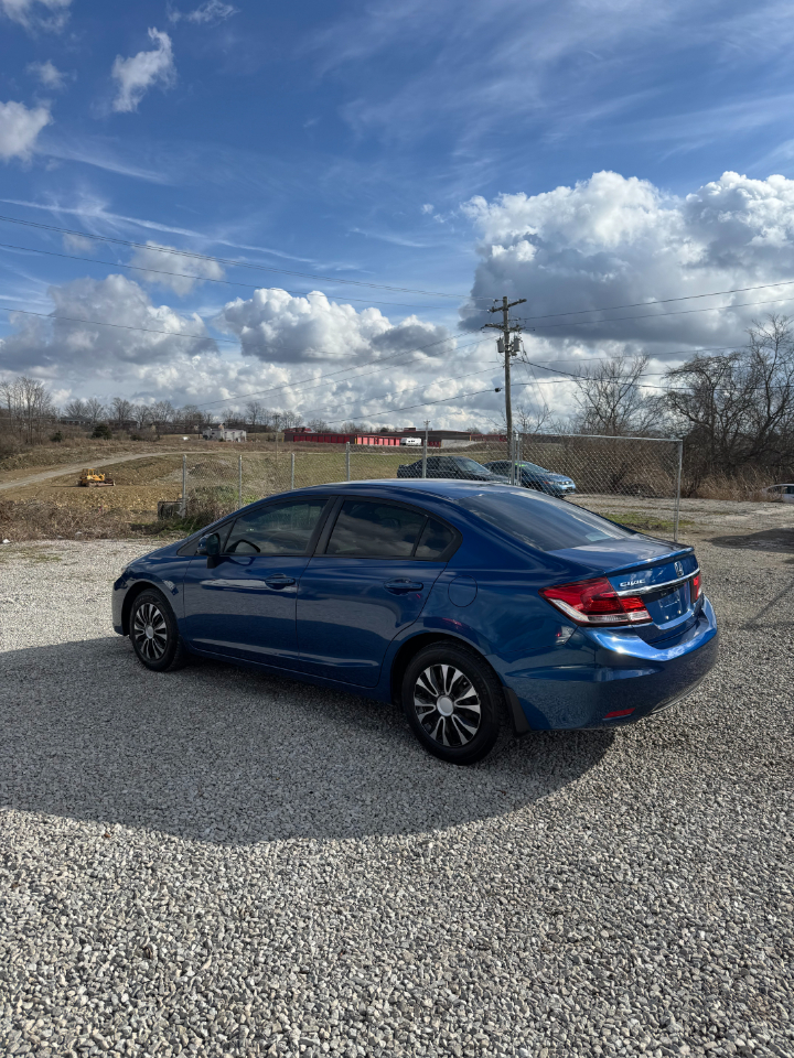 Honda Civic LX Sedan 5-Speed AT 2013