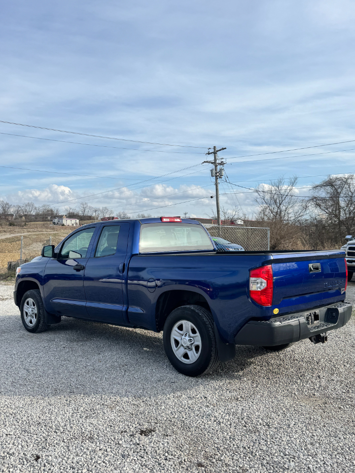 Toyota Tundra SR5 4.6L V8 Double Cab 2WD 2015