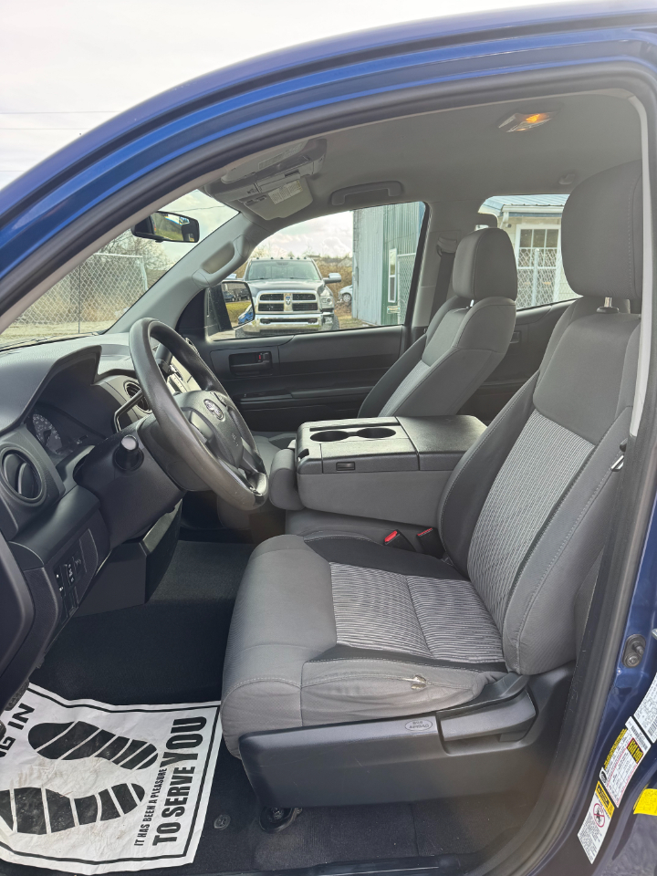 Toyota Tundra SR5 4.6L V8 Double Cab 2WD 2015