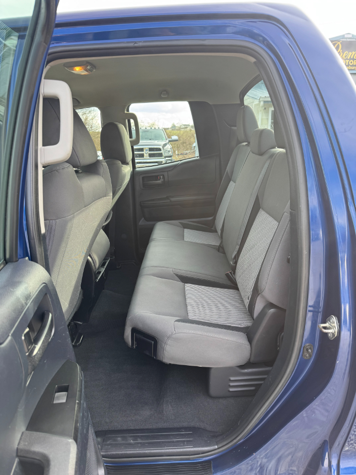 Toyota Tundra SR5 4.6L V8 Double Cab 2WD 2015