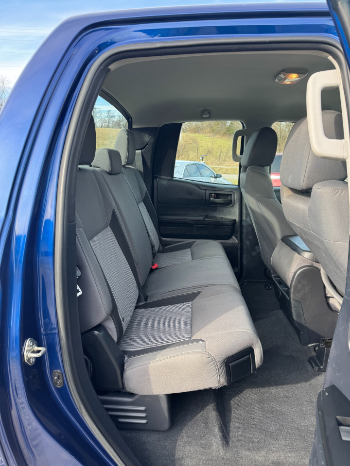 Toyota Tundra SR5 4.6L V8 Double Cab 2WD 2015