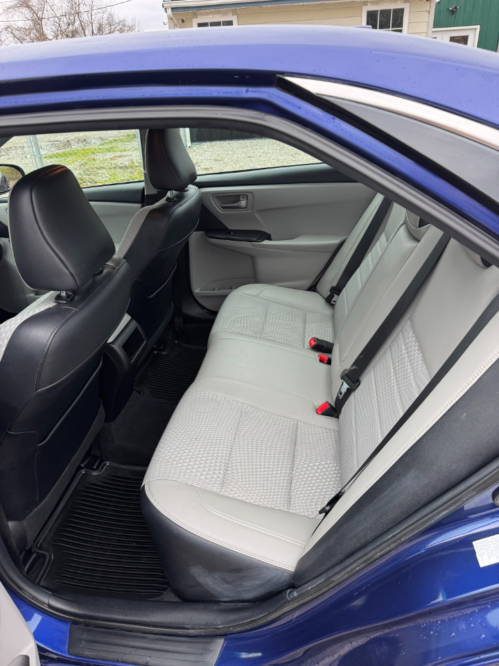 Toyota Camry SE 2015