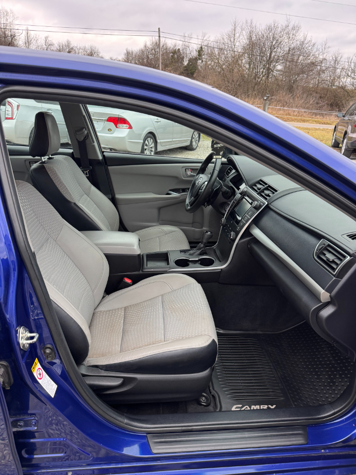 Toyota Camry SE 2015