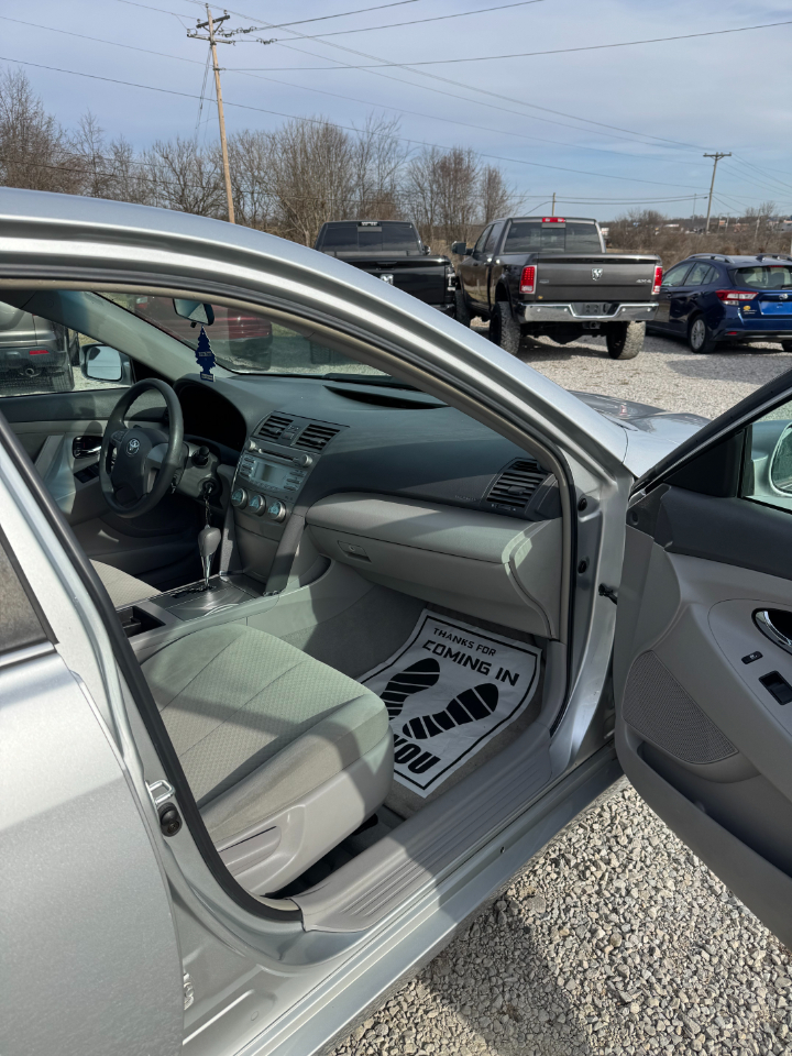 Toyota Camry CE 5-Spd AT 2007