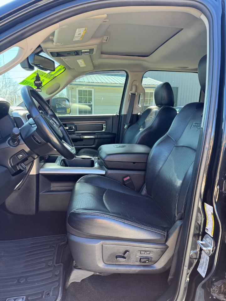 RAM 2500 Laramie Crew Cab SWB 4WD 2017