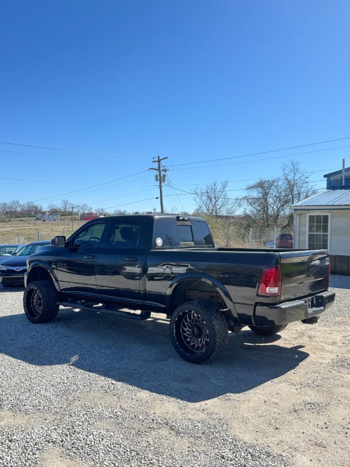 RAM 2500 Laramie Crew Cab SWB 4WD 2017