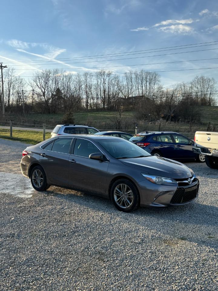 Toyota Camry SE 2017