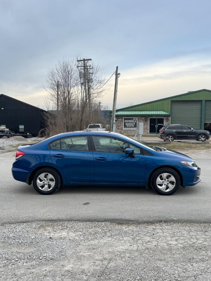 Honda Civic LX Sedan CVT 2015