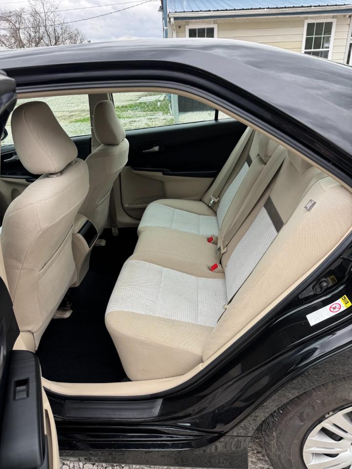 Toyota Camry L 2012