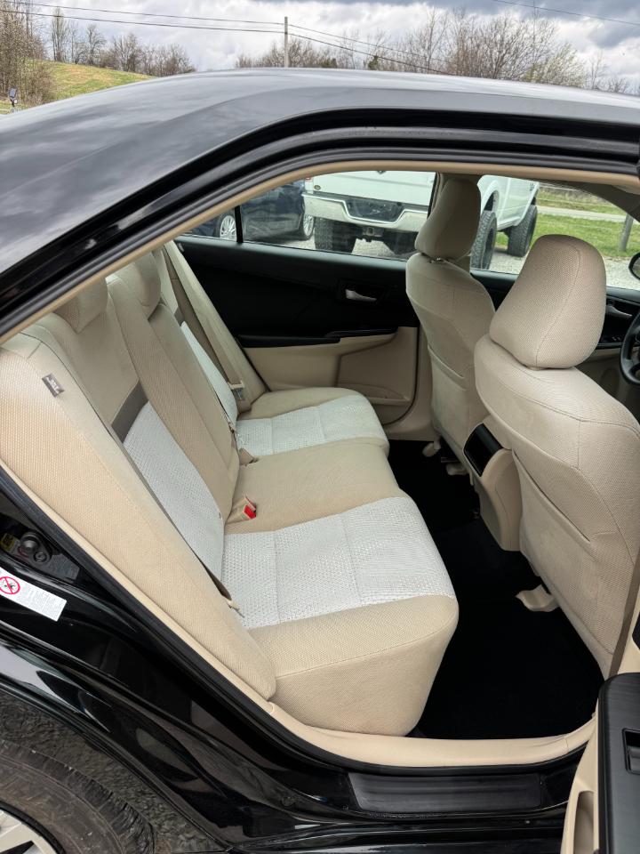 Toyota Camry L 2012