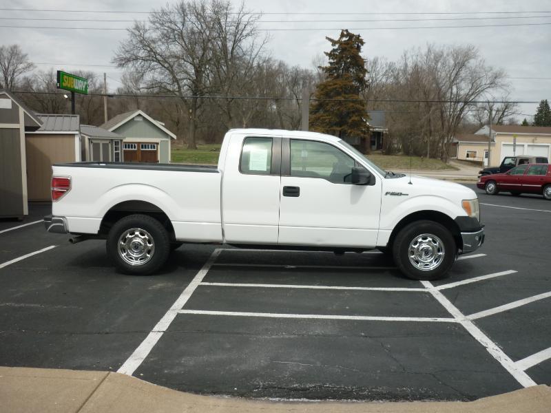 Ford F-150 XL SuperCab 6.5-ft. Bed 2WD 2014