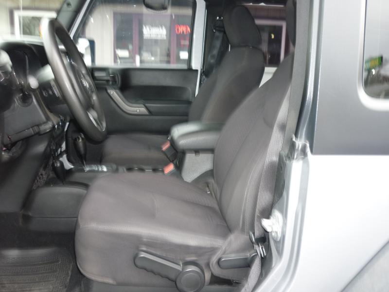 Jeep Wrangler Sport 4WD 2013