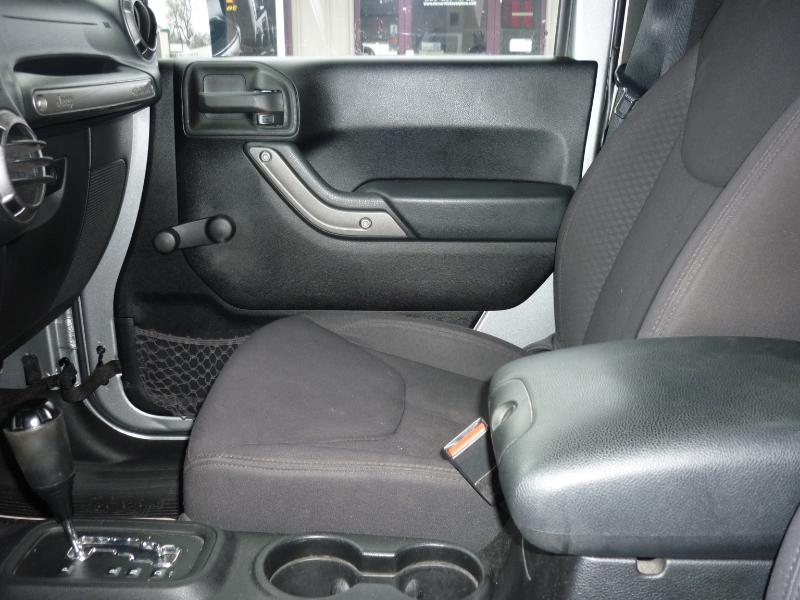 Jeep Wrangler Sport 4WD 2013