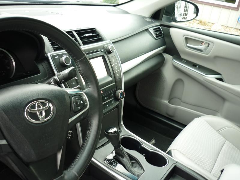 Toyota Camry SE 2015