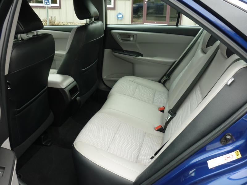 Toyota Camry SE 2015