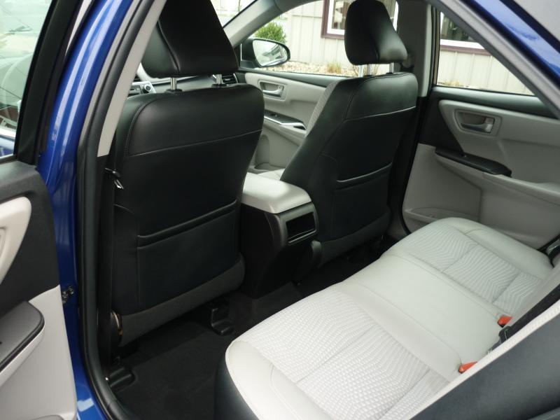 Toyota Camry SE 2015