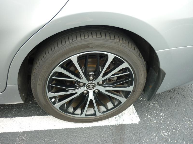 2020 Toyota Camry SE - Photo 22