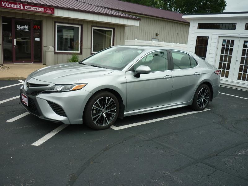 2020 Toyota Camry SE - Photo 24