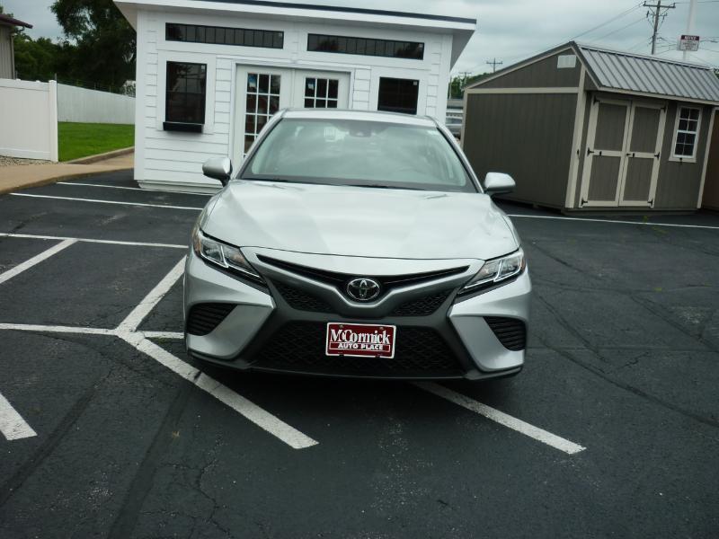 2020 Toyota Camry SE - Photo 25