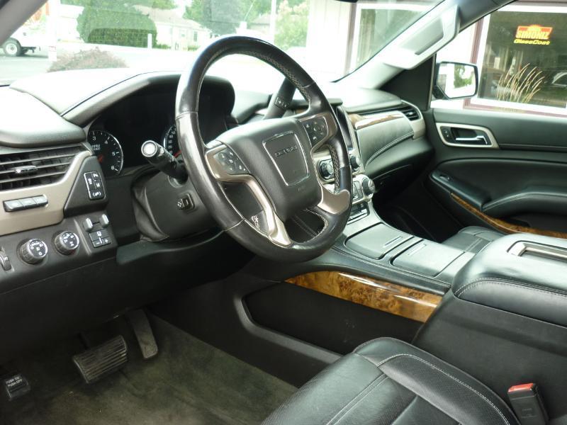 GMC Yukon Denali 4WD 2015