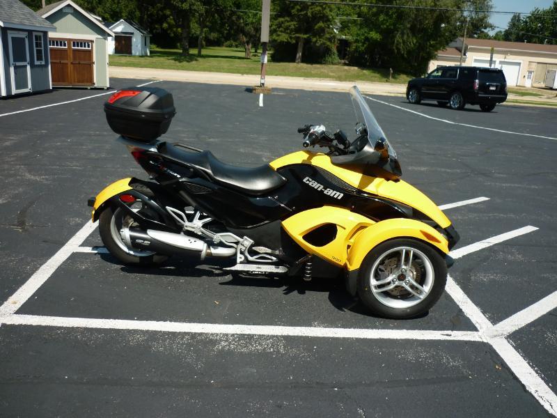Can-Am Spyder  2008