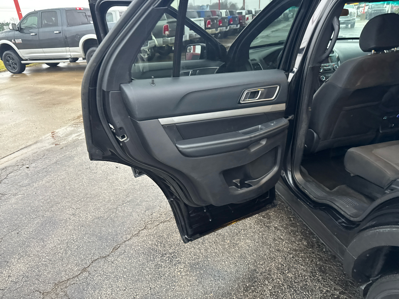 Ford Explorer FWD 4dr XLT 2016