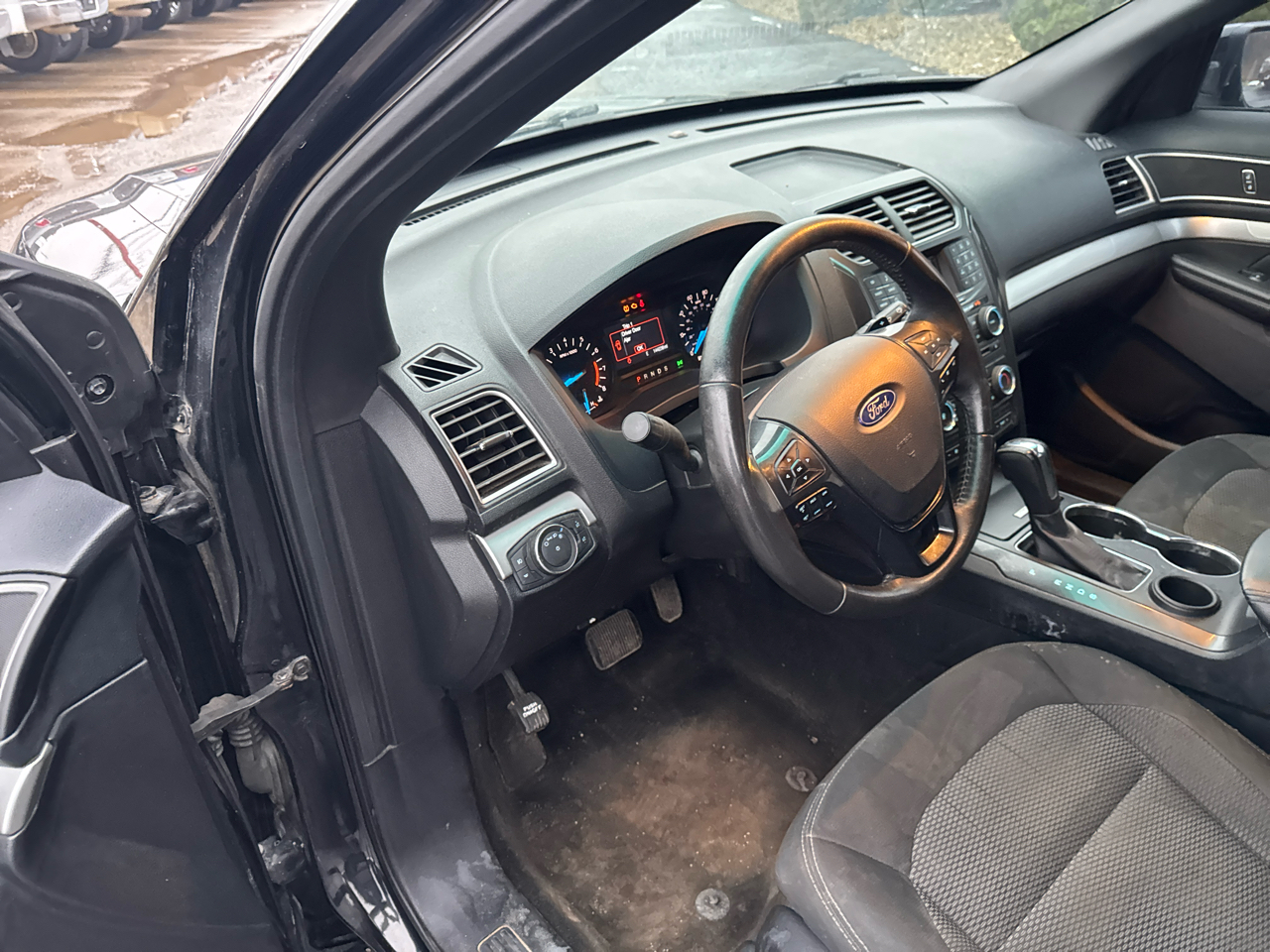 Ford Explorer FWD 4dr XLT 2016