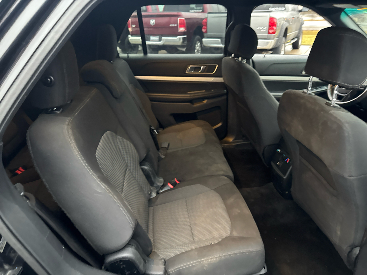 Ford Explorer FWD 4dr XLT 2016