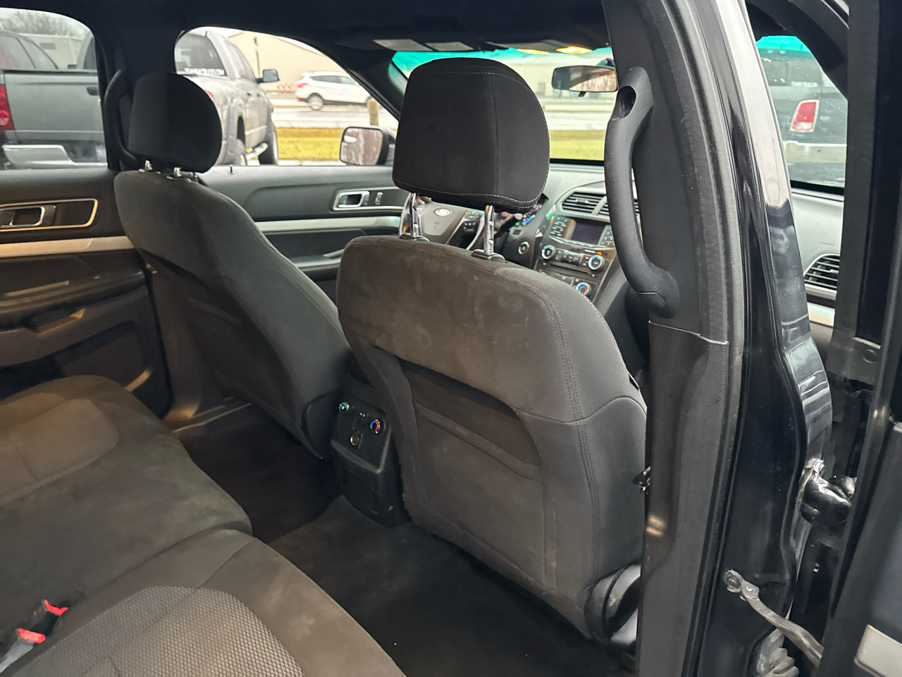 Ford Explorer FWD 4dr XLT 2016