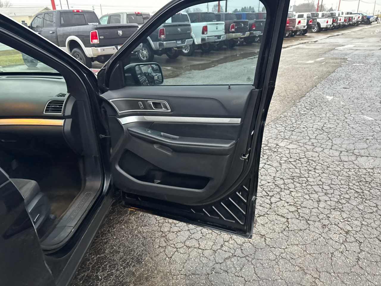 Ford Explorer FWD 4dr XLT 2016