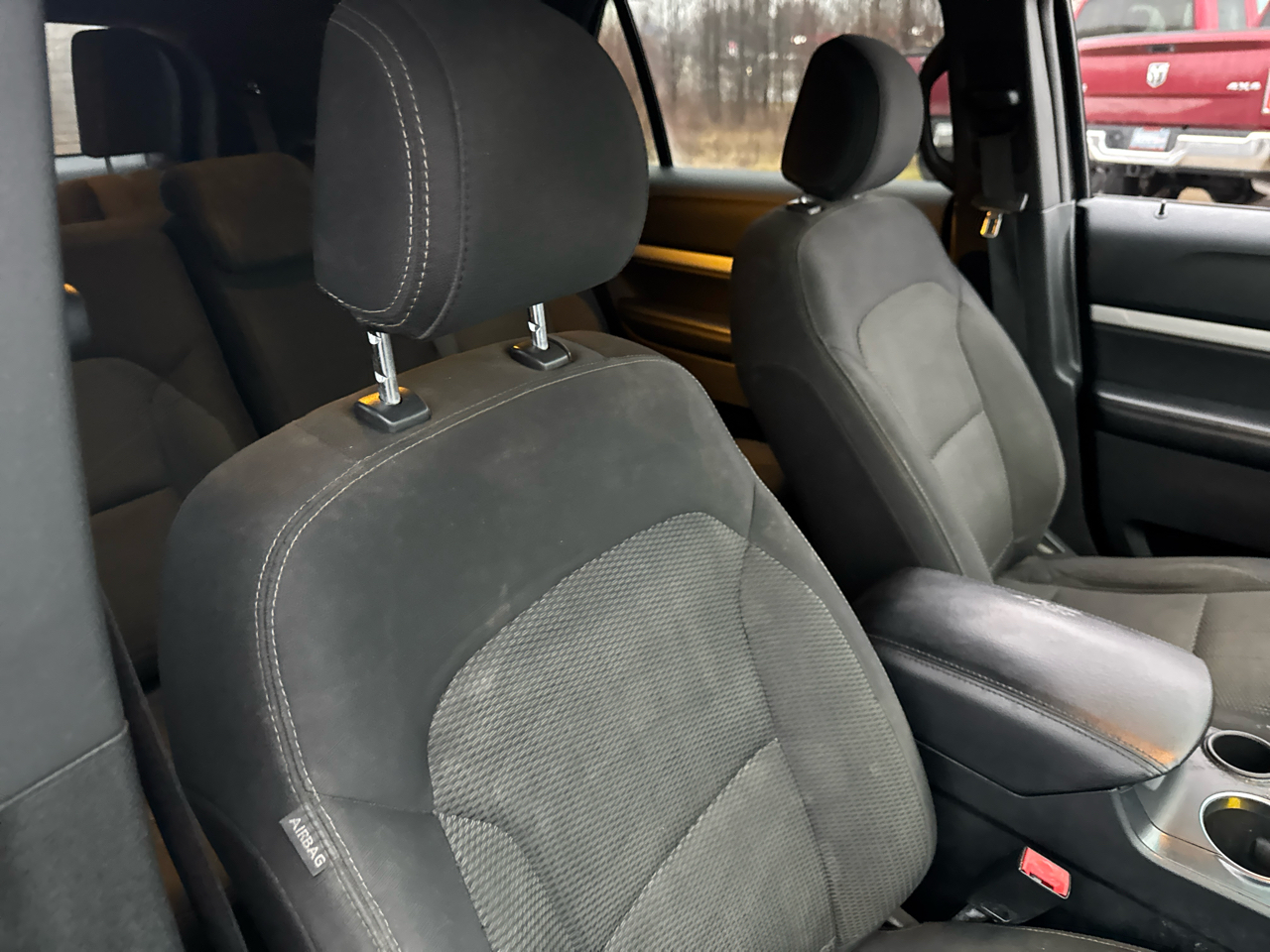 Ford Explorer FWD 4dr XLT 2016