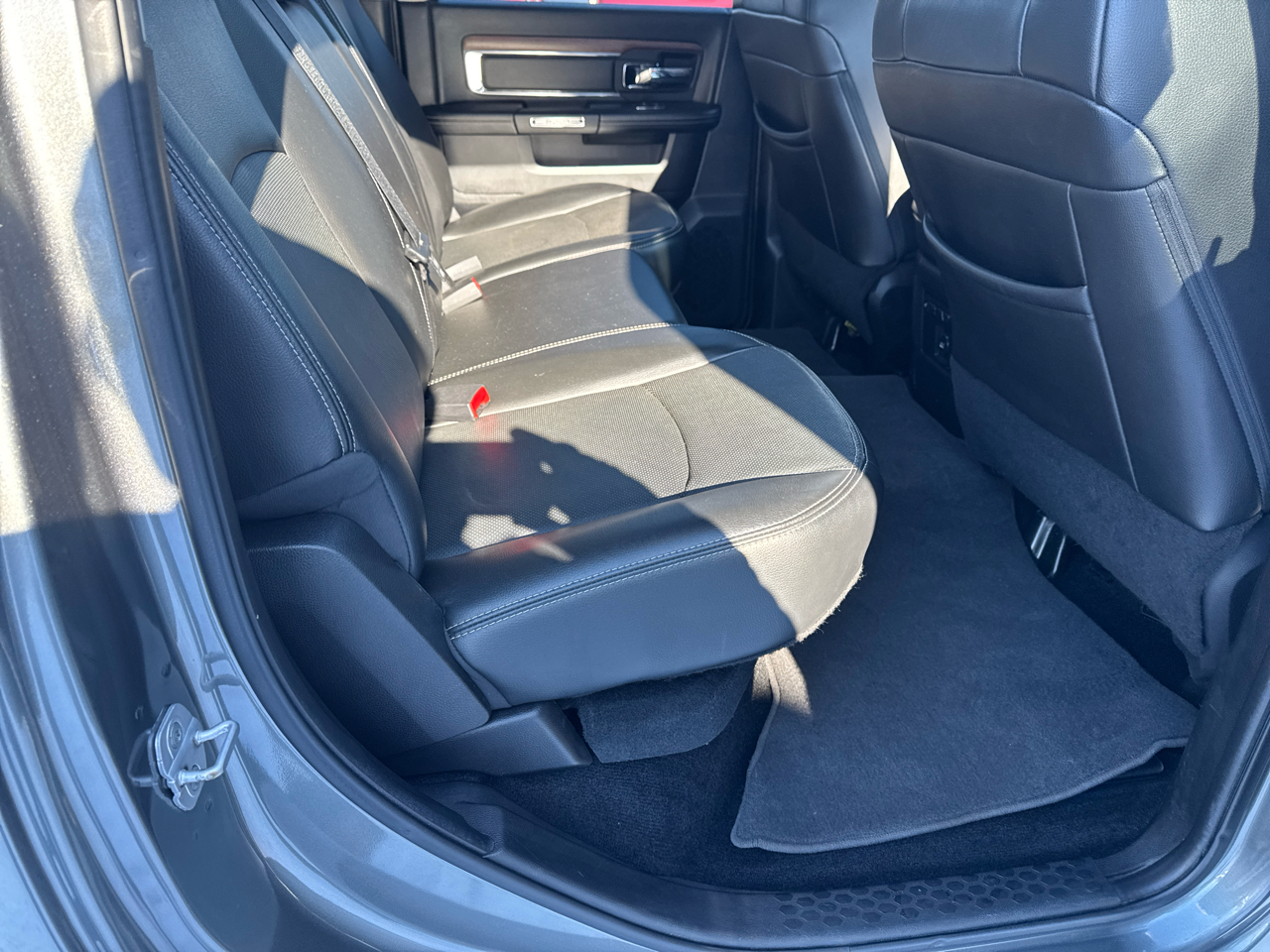 RAM 2500 4WD Crew Cab 149" Laramie 2013