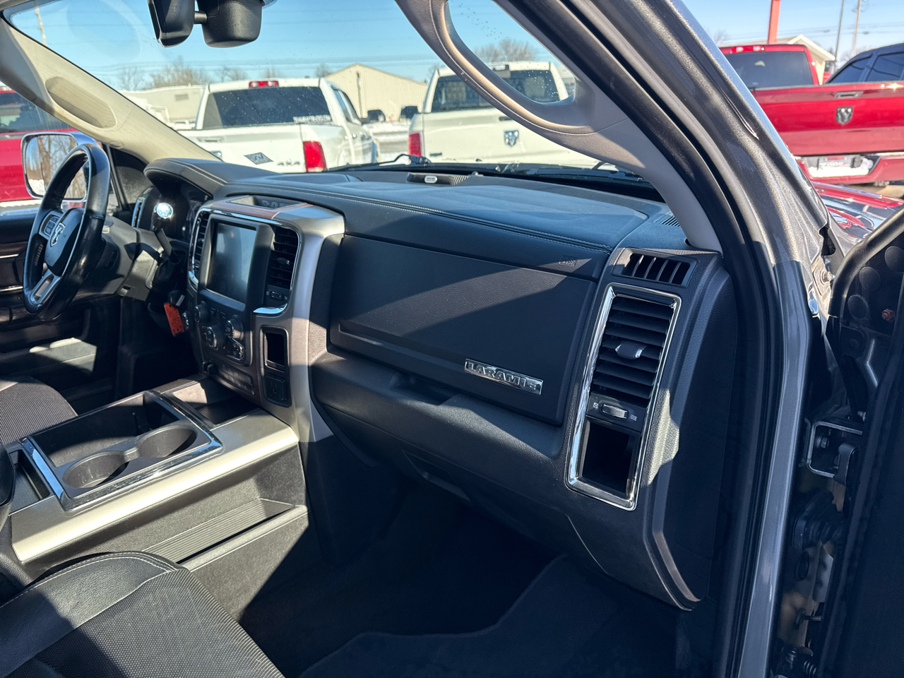 RAM 2500 4WD Crew Cab 149" Laramie 2013