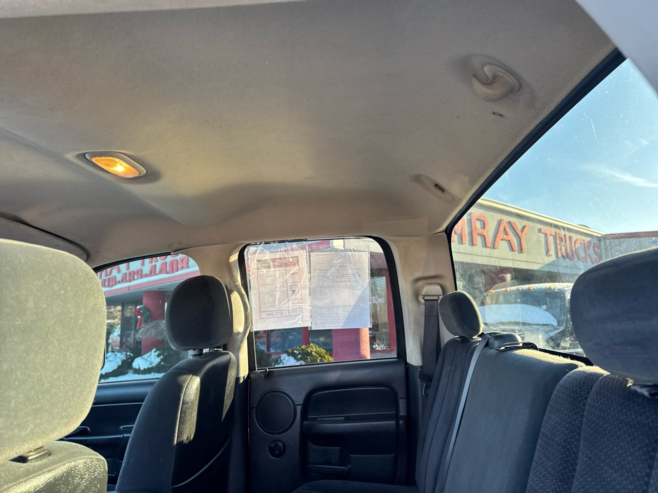 Dodge Ram 2500 4dr Quad Cab 140.5" WB 4WD SLT 2005